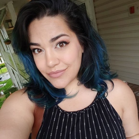 Meet your Posher, Sam - Picture 2 of 3